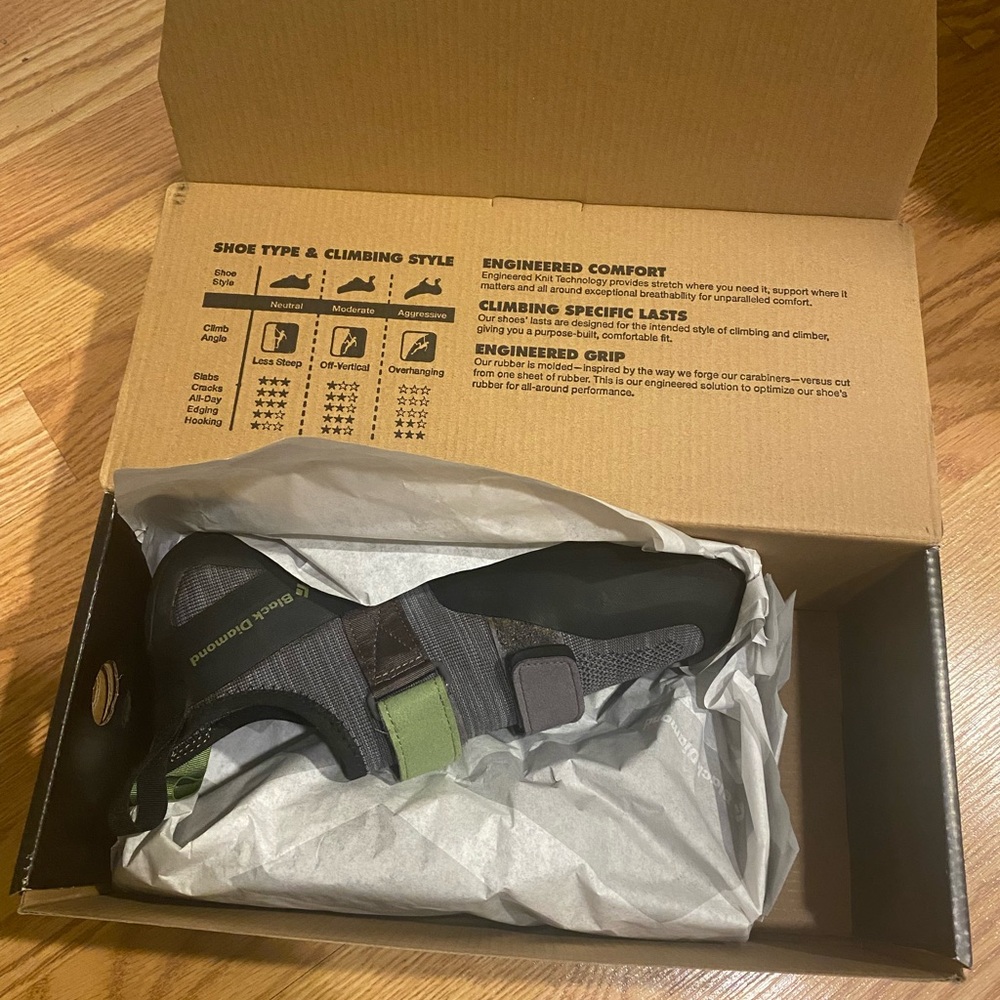 Momentum Climbing Shoes